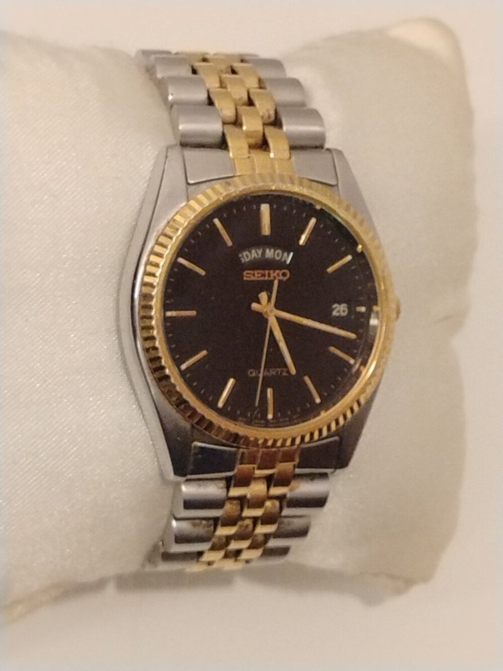 Rare Seiko Men’s Watch 7N43-8a49 Presidential Two Tone Black Dial New Battery